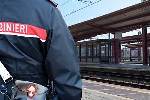 Undici Daspo Willy nella zona della stazione: giro di vite dei carabinieri tra locali pubblici, controlli e segnalazioni