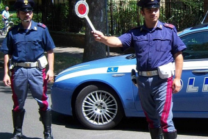 Da un semplice controllo all’arresto shock: smascherato un ricercato con decine di identità false