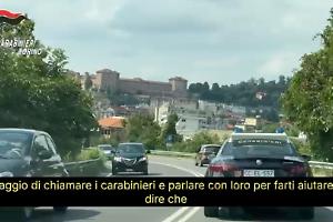 Canavese, carabinieri di Ivrea salvano una ragazza grazie ad un operatore della Centrale Operativa (VIDEO)