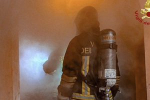 Torino, incendio in via Ormea: muore il 79enne Antonio Cavicchio