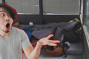 Dehor abbandonato trasformato in rifugio notturno: il degrado a Torino