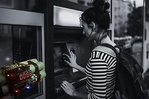 Esplosione nella notte nel torinese: bancomat sradicato e banda in fuga