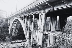 Tragedia ad Alpignano: 18enne si lancia dal Ponte Nuovo, inutili i soccorsi