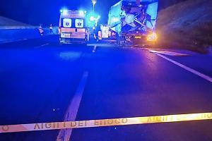 Incidente sulla Torino–Aosta: due feriti e traffico bloccato a Tavagnasco