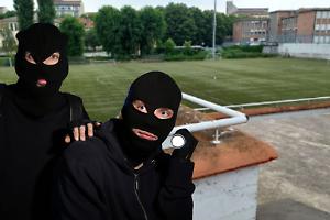 Colpo della Vigilia di Natale: assalto al campo "Ettore Pastore", rubata la cassaforte