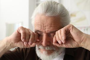 Milioni di euro spillati agli anziani con falsi obblighi di legge porta a porta