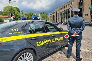 Usura e fatture false, chiuse le indagini su un prestito da 300mila euro a tassi oltre il 35 per cento
