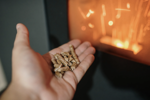 Pellet a prezzi stracciati. L'eporediese accusato di truffa è stato condannato