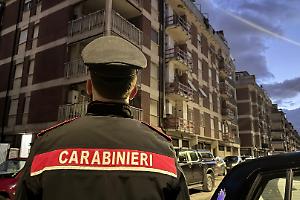 Colpo da 15mila euro nel magazzino di Settimo: scoperti mentre scaricano la refurtiva