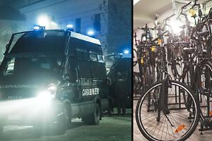 Spaccata nella notte: assalto al negozio di biciclette, rubati 50mila euro di mezzi