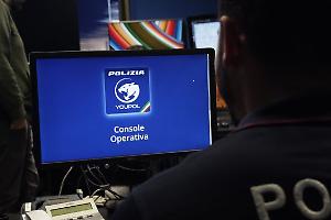 Cocaina e contanti in casa: scoperto pusher, arresto dopo la fuga fallita segnalato tramite app