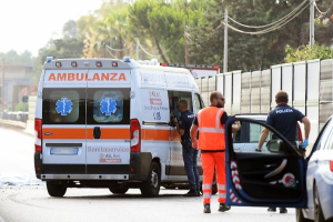 Auto si ribalta sulla provinciale: tragedia a Gravellona Toce