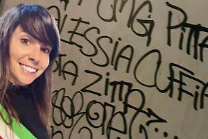 “Sta zitta” sulla vetrina: l’attacco all’assessora scuote il Canavese