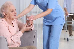 Sanità privata, contratti in coma: la politica promette, ma non cura