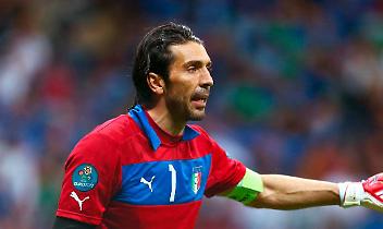 Buffon al portiere 13enne picchiato a Collegno: "Rispondi con il perdono". Anche Donnarumma lo invita a Coverciano
