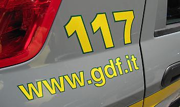 CAMBIANO. Truffe: finti finanzieri tentano di raggirare tabaccaio