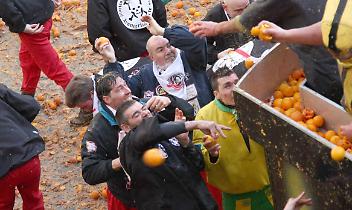 Ivrea vista dai bambini: caccia al tesoro a Carnevale