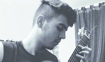 Alessandro Zilio, un unico amore: la chitarra