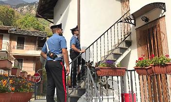 PEROSA ARGENTINA. Uccide figlia di 6 anni con una coltellata e si suicida