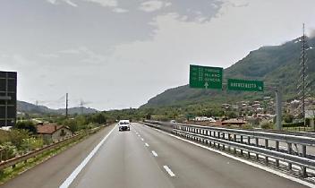 Maltempo, riaperta su una sola corsia la A5 a Quincinetto