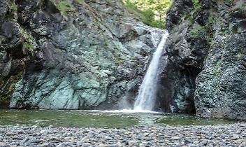 ALMESE. Salta nella cascata e cade, amico 'l'ho visto cadere e sprofondare'