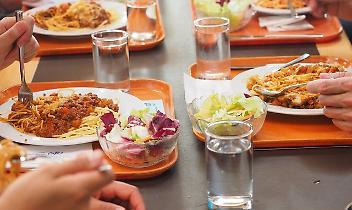 Mensa scolastica, scontro a Nole sulle fasce ISEE: il caso esplode in Consiglio comunale