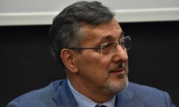 Accorpa, scorpora, promette: la riforma fantasma di Federico Riboldi