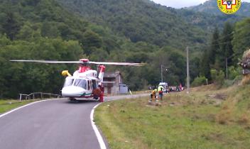 RIBORDONE. Cade con la bici in discesa, trasportato in ospedale