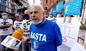 Carcere di Bari: sit-in di protesta della polizia penitenziaria (VIDEO)
