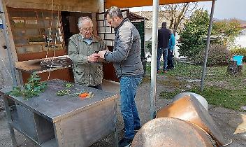 VIALFRE' Svegli tutta la notte per cuocere i “faseuj grass” del Carnevale!