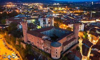 Il Castello di Ivrea riapre "gratis" per il Carnevale: la citt&agrave; vista dalle mura della storia