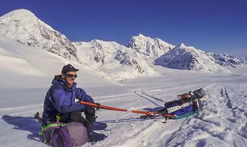 Alberto Re nella sua spedizione in Alaska nel 2000 (immagine da albertore.com)