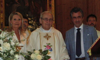 Addio a don Sandro, il parroco che amava la musica e le montagne