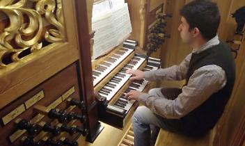 Marco Brunelli all’organo