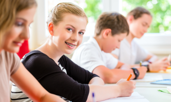 La scuola media trinese
