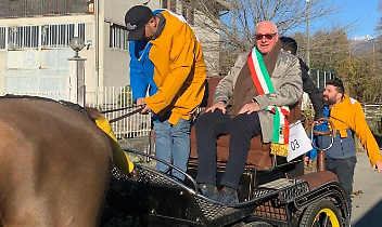 Palio dei Comuni: Borgofranco esce di pista e regala la vittoria a Cossano
