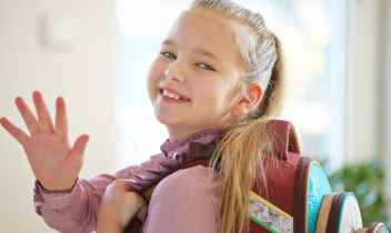 Banchette attiva il PEDIBUS: ogni mercoled&igrave; a piedi verso la &ldquo;W. Fillak&rdquo;, percorso sicuro con volontari e Polizia Municipale
