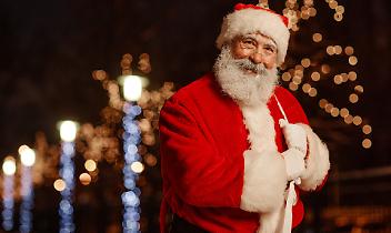 Ciri&eacute; si veste di rosso