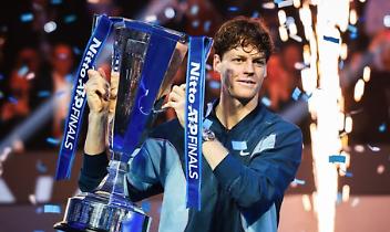 Sinner trionfa alle Atp Finals