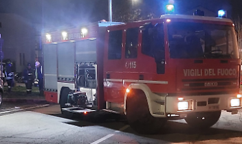 Vigili del fuoco al lavoro