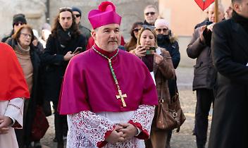 Un anno di episcopato eporediese di monsignor Daniele Salera (Prima puntata)