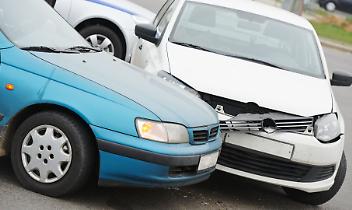 Incidente sulla Provinciale 460: maxi tamponamento, traffico in tilt e feriti