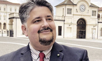 Leoni dimenticati: quando la storia si scrive con il fango e il sangue dei soldati semplici