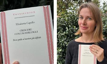 L'autrice, Elisabetta Capello, con il suo nuovo libro