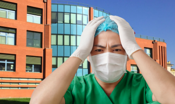 Dramma in ospedale: medico aggredito da una donna disperata