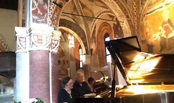 DUO FUGA E LA MAGIA AMMALIATRICE DEL PIANOFORTE