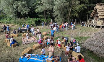 Parco archeologico del Lago Pistono: folla all&rsquo;Open Day, la Preistoria conquista il Canavese
