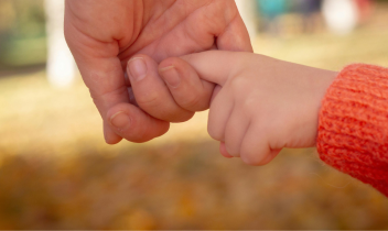 Mantenimento dei figli: cosa cambia dopo il riconoscimento del padre