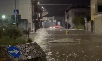 Nubifragio sul Canavese: Ivrea ancora sott&rsquo;acqua, via Torino si trasforma in un fiume