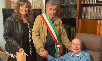 Cent’anni di Piero Ballesio, San Giusto Canavese festeggia il suo nuovo centenario